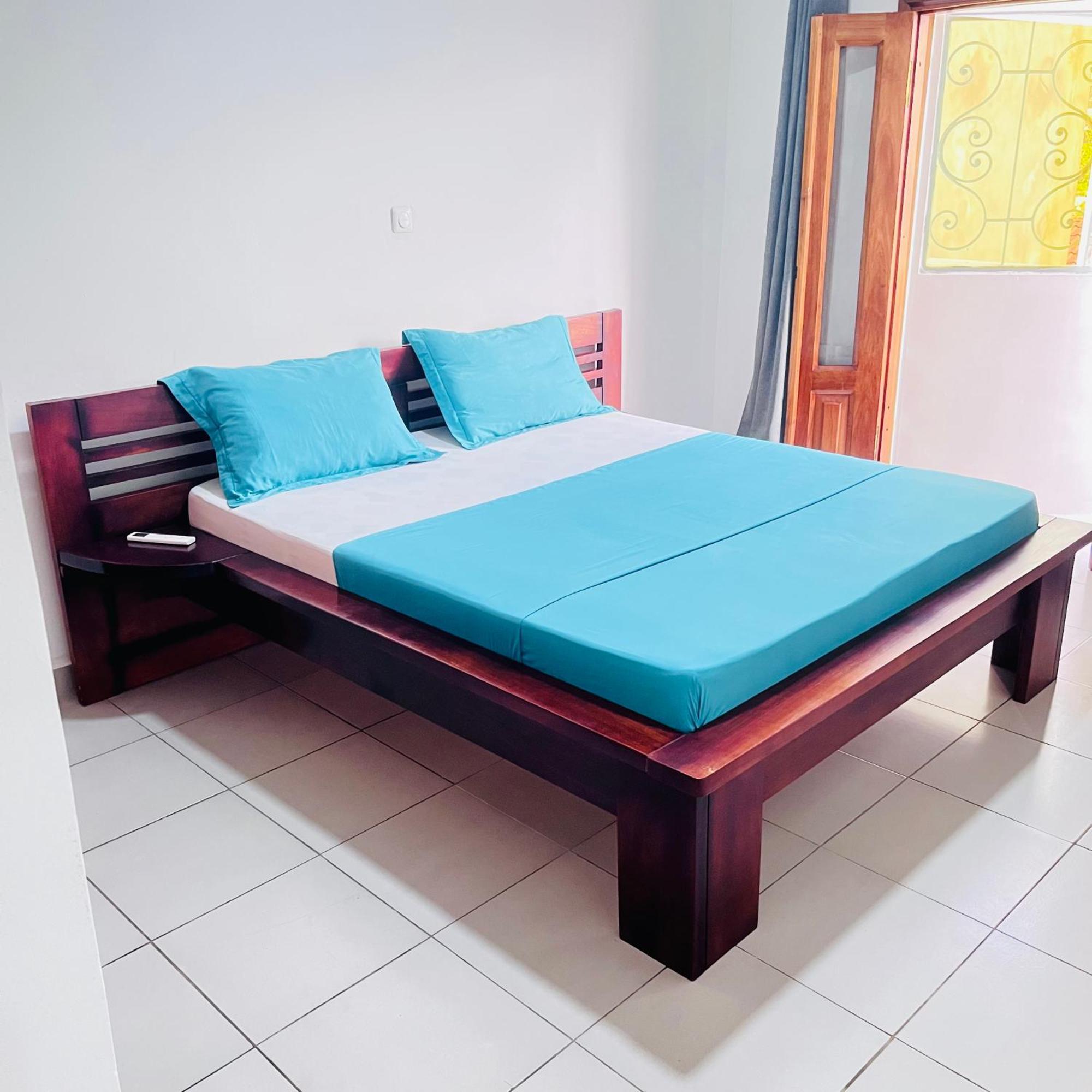 Appartements Modernes, Wifi, Tv - Yaounde, Omnisports 외부 사진